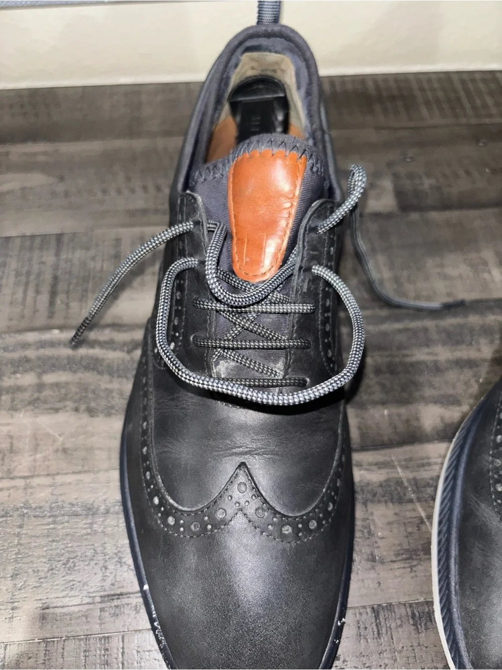 Johnston & Murphy XC4 Lancer Wingtip Men's SZ 8.5​